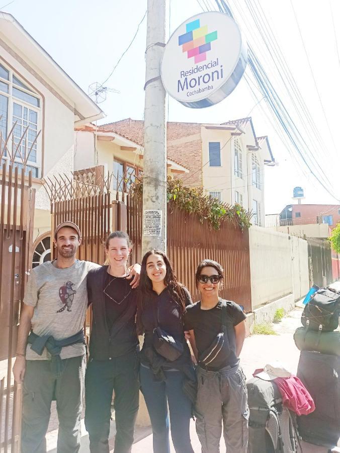 Bed and Breakfast Residencial Moroni - Alojamiento En Cochabamba Zewnętrze zdjęcie
