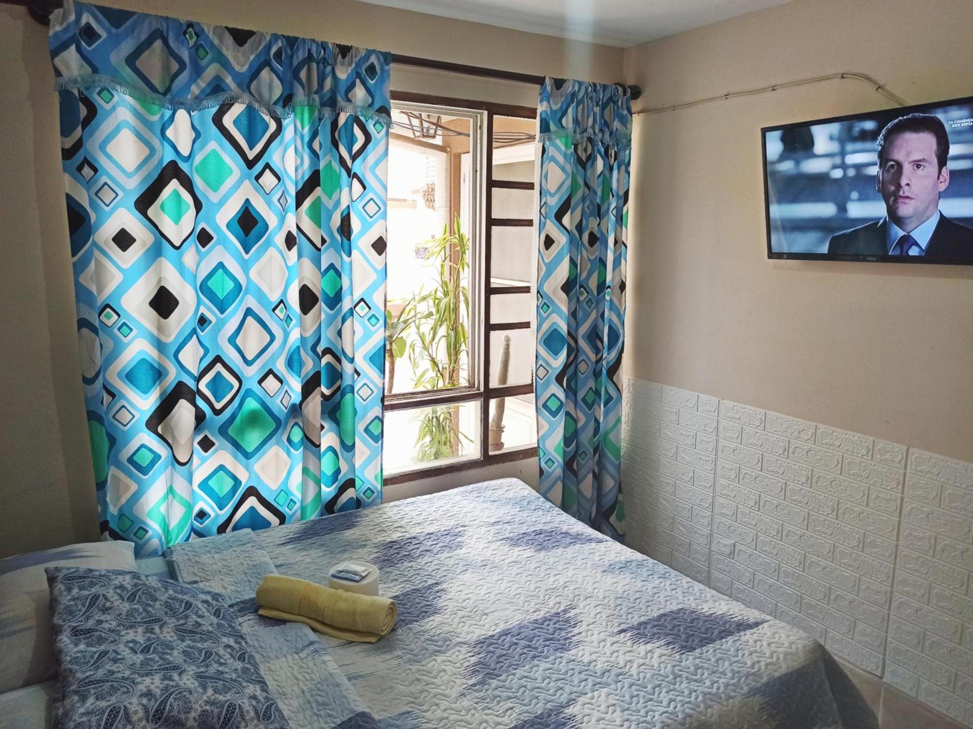 Bed and Breakfast Residencial Moroni - Alojamiento En Cochabamba Zewnętrze zdjęcie